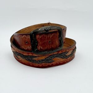 Brown Leather western style belt with braided leather and denim.
